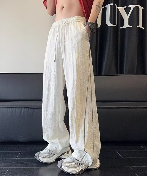 MGV(エムジーヴィー)の「サイドラインシャカパンツ(その他パンツ・メンズ・ブラック/ホワイト・MEDIUM/LARGE/X-LARGE)」の3枚目の写真