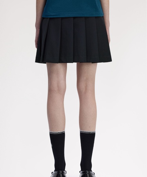 FRED PERRY(フレッドペリー)の「Tipped Pleated Skirt/ティップラインプリーツスカート(スカート・レディース・ブラック・6/8/10)」の10枚目の写真