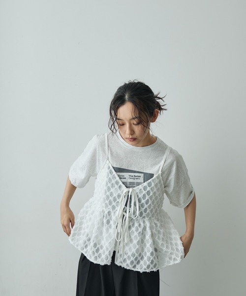 Lunea(ルネア)の「グラフィックプリントTシャツ(Tシャツ/カットソー・レディース・ブラック/ライトグレー・FREE)」の10枚目の写真