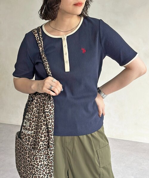 U.S. POLO ASSN.(ユーエスポロアッスン)の「【U.S. POLO ASSN. 】ヘンリーリブ半袖T(Tシャツ/カットソー・レディース・ネイビー/アイボリー/ブラック/オフホワイト・FREE)」の4枚目の写真