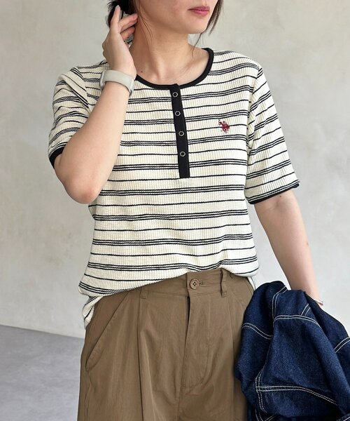 U.S. POLO ASSN.(ユーエスポロアッスン)の「【U.S. POLO ASSN. 】ヘンリーリブ半袖T(Tシャツ/カットソー・レディース・ネイビー/アイボリー/ブラック/オフホワイト・FREE)」の5枚目の写真
