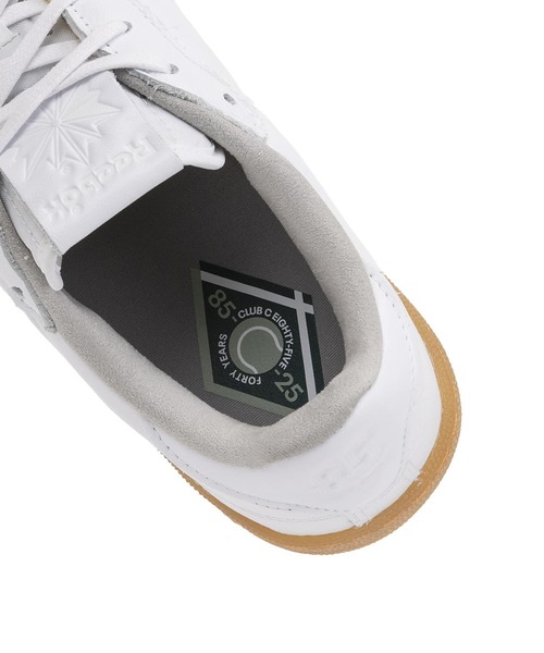Reebok(リーボック)の「CLUB C 85 VINTAGE 100209030(スニーカー・メンズ・ホワイト・23.5cm/24.0cm/24.5cm/25.0cm/25.5cm/26.0cm/26.5cm/27.0cm/27.5cm/28.0cm/28.5cm/29.0cm/23.0cm/30.0cm)」の7枚目の写真