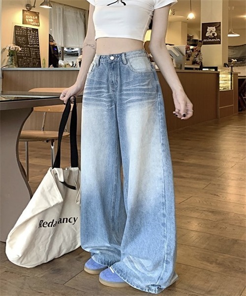 Dream garden(ドリームガーデン)の「ゆったりサイズワイドデニムパンツ(デニムパンツ・レディース・ブルー・XS/S/3XL/M/L/XL/2XL/4XL)」の3枚目の写真