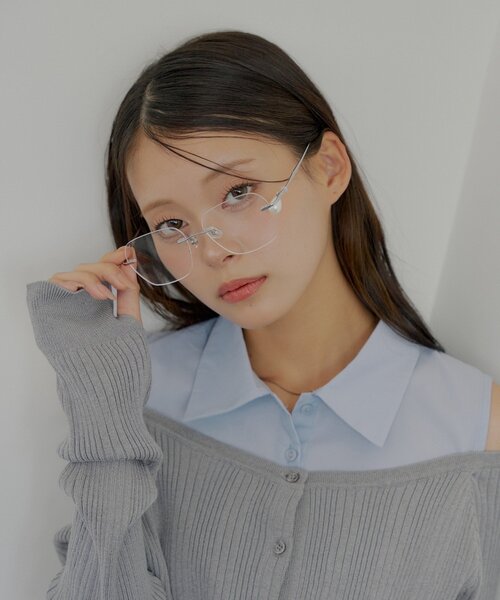 Chico(チコ)の「カスタムパール付フレームレスレンズ(サングラス・レディース・シルバー/ゴールド・FREE)」の2枚目の写真