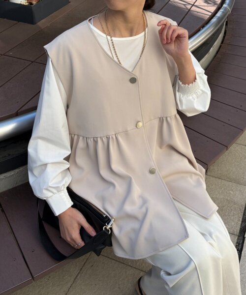 Jena espace merveilleux（ジェナ　エスパスメルヴェイユ）の「【さわゆい企画】ペプラムジレ（ベスト・レディース・グレー/ブラック/ベージュ・FREE）」の14枚目の写真