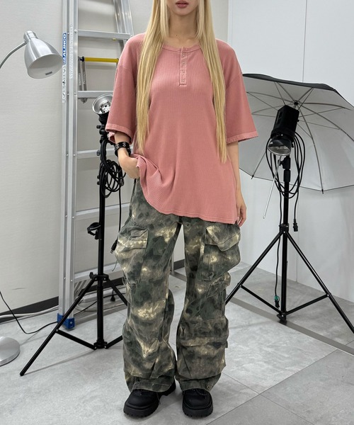 Figments(フィグメンツ)の「ダメージヘンリーT(Tシャツ/カットソー・レディース・アイボリー/ピンク/スミクロ・FREE)」の10枚目の写真