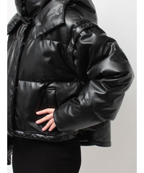 GYDA(ジェイダ)の「ベストとしても着れる!2WAYフェイクレザーミドル丈ダウンコート(ダウンジャケット/コート・レディース・ブラック/オフホワイト・FREE)」の20枚目の写真