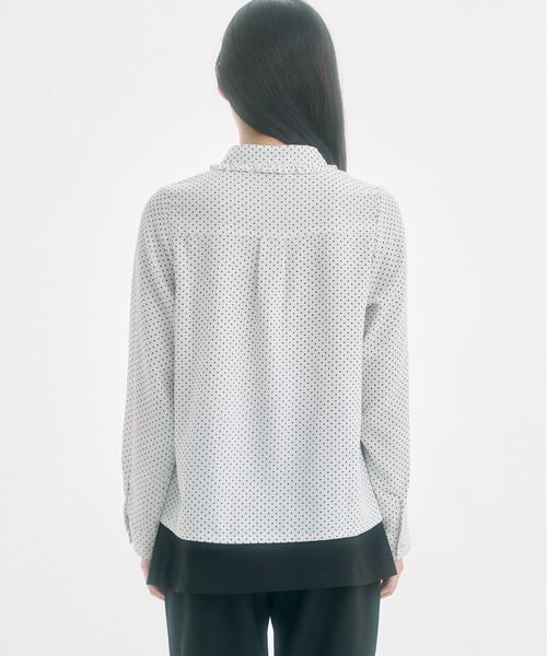 FEKETE（フェケテ）の「polka dot round collar frill blouse / ドット