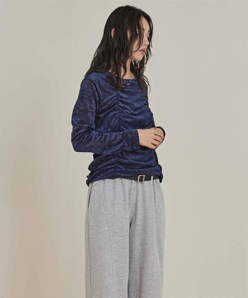 miette(ミエット)の「シアーベロアシャーリングトップス(Tシャツ/カットソー・レディース・ブラック/ネイビー/ライトベージュ・FREE)」の21枚目の写真