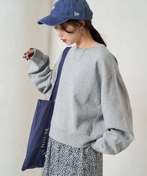 FREAK'S STORE（フリークスストア）の「限定展開　ヘビーウェイト ショート ビッグ スウェット（スウェット・レディース・チャコールグレー/ブラック/ベージュ/ピンク/ネイビー/ナチュラル/ライトグレー/グレー/ブルー/イエロー・ﾌﾘ-）」の4枚目の写真