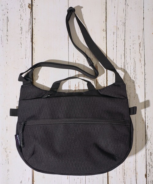 Gramicci（グラミチ）の「【GRAMICCI/グラミチ】CORDURA FIELD SACOCHE / コーデュラナイロン ミニショルダーバッグ（ショルダーバッグ・レディース・レッド/ブルー/オリーブ/ブラック・FREE）」の6枚目の写真
