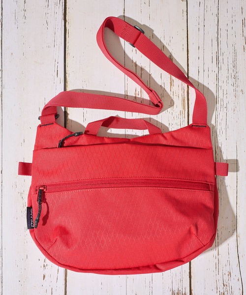 Gramicci（グラミチ）の「【GRAMICCI/グラミチ】CORDURA FIELD SACOCHE / コーデュラナイロン ミニショルダーバッグ（ショルダーバッグ・レディース・レッド/ブルー/オリーブ/ブラック・FREE）」の9枚目の写真
