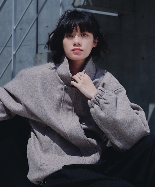 Adoon plain(アドーンプレーン)の「STAND NECK SHAGGY BLOUSON / スタンドネックシャギーブルゾン(ブルゾン・メンズ・ベージュ/ブラウン/チャコールグレー・LARGE/MEDIUM)」の21枚目の写真