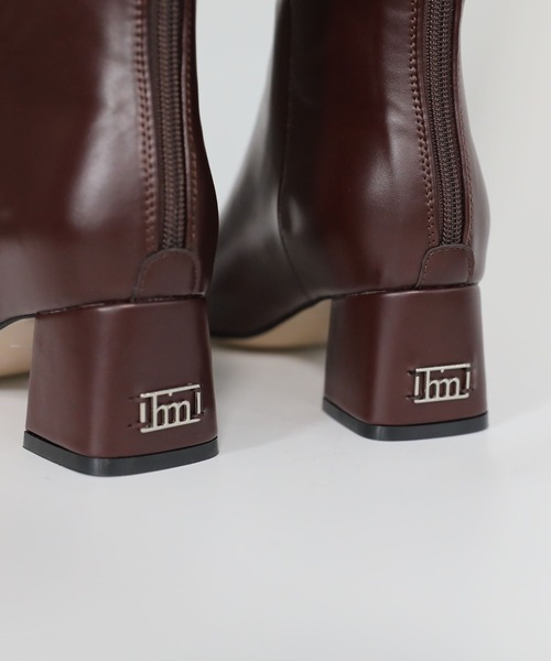 hiamu（ヒアム）の「ヒアムロゴポイントヒールロングブーツ/2025 AW NEW COLLECTION（ブーツ・レディース・ブラウン/ブラック・23.0cm/23.5cm/24.0cm/24.5cm/25.0cm）」の12枚目の写真