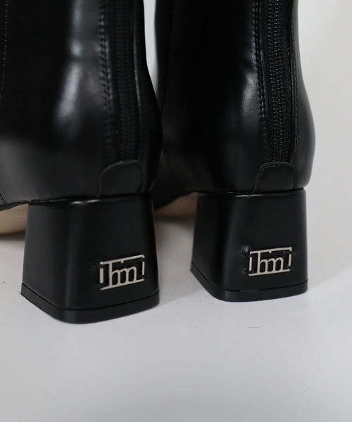 hiamu（ヒアム）の「ヒアムロゴポイントヒールロングブーツ/2025 AW NEW COLLECTION（ブーツ・レディース・ブラウン/ブラック・23.0cm/23.5cm/24.0cm/24.5cm/25.0cm）」の7枚目の写真