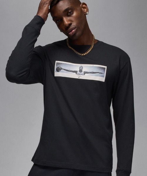 JORDAN BRAND(ジョーダンブランド)の「JORDAN BRAND M J BRAND PHOTO LS CREW / ジョーダン ブランド ジョーダン ブランド フォト L/S クルー / NIKE【SP】(Tシャツ/カットソー・メンズ・ブラック/ホワイト・XL/L/M/S/XXL)」の3枚目の写真