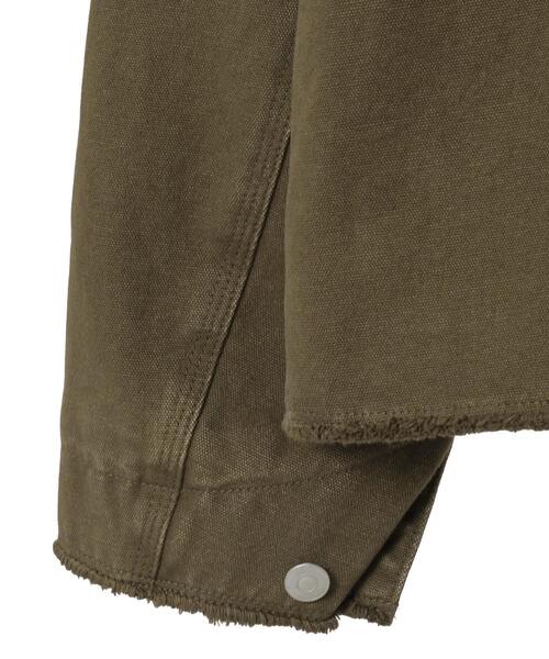 CONVERSE TOKYO（コンバーストウキョウ）の「PIGMENT DYE EMBROIDERY DETROIT JACKET（ミリタリージャケット・レディース・チャコールグレー/オリーブ・MEDIUM/SMALL）」の16枚目の写真