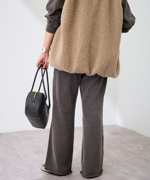 FRAMeWORK  コラボパンツ ウェットオゾンセミフレアパンツ（その他パンツ）｜FRAMeWORK