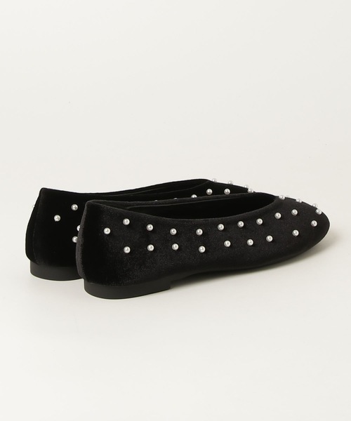 Lutim by u(ルチバイユー)の「Velvet pearl dot pumps / ベルベットパールドットパンプス(パンプス・レディース・ブラウン/ブラック・24.5/23.5)」の5枚目の写真