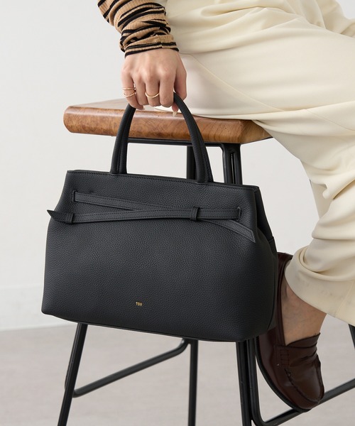 tov(トーヴ)の「【TOV】26SS新作MIMI TOTE S(トートバッグ・レディース・ブラック/ブラウン/ホワイト/グレイッシュベージュ・FREE)」の13枚目の写真