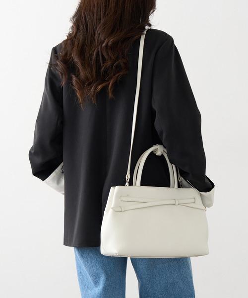 tov(トーヴ)の「【TOV】26SS新作MIMI TOTE S(トートバッグ・レディース・ブラック/ブラウン/ホワイト/グレイッシュベージュ・FREE)」の20枚目の写真