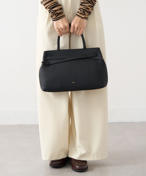 tov(トーヴ)の「【TOV】26SS新作MIMI TOTE S(トートバッグ・レディース・ブラック/ブラウン/ホワイト/グレイッシュベージュ・FREE)」の12枚目の写真