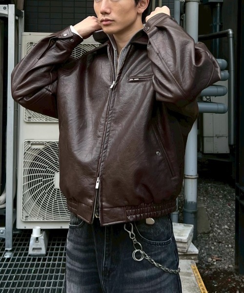 Chikashitsu +（チカシツプラス）の「【Chikashitsu +】bomber