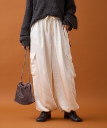 CIAOPANIC TYPY（チャオパニックティピー）の「【静電気防止】サテンカーゴパンツ（その他パンツ）」