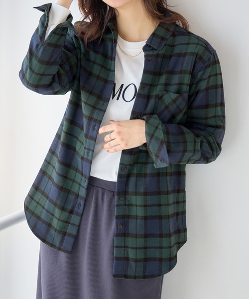 Viola e Viola(ヴィオラエヴィオラ)の「あったか裏フリースチェックシャツ(シャツ/ブラウス・レディース・グリーン/ブラック/ネイビー・LL/L/M)」の20枚目の写真