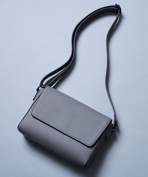 大好評再入荷!!】Saffiano Leather Shoulder Bag ｜防水性/軽量/長さ
