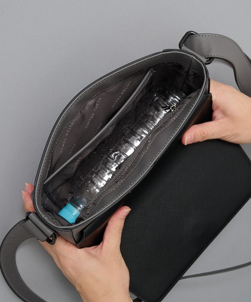 大好評再入荷!!】Saffiano Leather Shoulder Bag ｜防水性/軽量/長さ