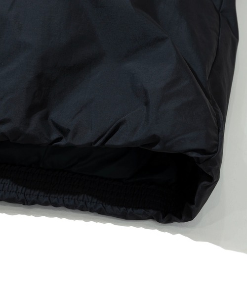 NANGA(ナンガ)の「NANGA/ナンガ NO COLLAR DOWN COAT W(ダウンジャケット/コート・レディース・ブラック/アイボリー・MEDIUM)」の8枚目の写真