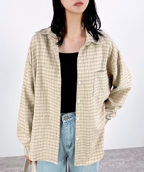 CLOTHY(クロシィ)の「【羽織るだけで様になるオーバーサイズデザイン】グラフチェックシャツ(シャツ/ブラウス・レディース・オフホワイト/イエロー・FREE)」の1枚目の写真