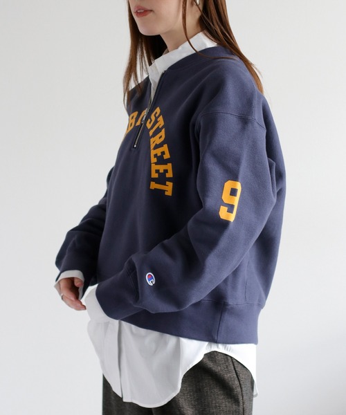 Champion(チャンピオン)の「【Champion】裏起毛リバースウィーブハーフジッププリントスウェット(スウェット・レディース・オートミール/ダークネイビー・L)」の9枚目の写真