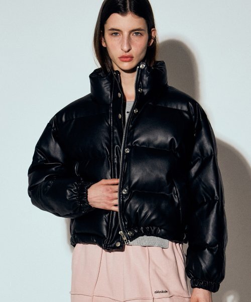 NICK&NICOLE(ニックアンドニコール)の「MINIMAL FAUX LEATHER CROP PADDING_BLACK(ダウンジャケット/コート・レディース・その他・FREE)」の3枚目の写真
