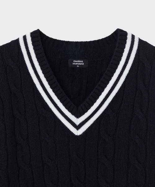 MUSINSA STANDARD（ムシンサスタンダード）の「ケーブルVネッククリケットニット[ネイビー]（ニット/セーター・メンズ・その他・SMALL/MEDIUM/LARGE/X-LARGE/XX-LARGE）」の4枚目の写真