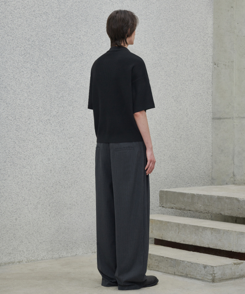 GLW(ジーエルダブリュ)の「ツータックワイドストライプスラックスチャコール(スラックス・レディース・その他・LARGE/SMALL/MEDIUM)」の5枚目の写真