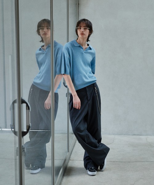 GLW(ジーエルダブリュ)の「ツータックワイドストライプスラックスチャコール(スラックス・レディース・その他・LARGE/SMALL/MEDIUM)」の7枚目の写真