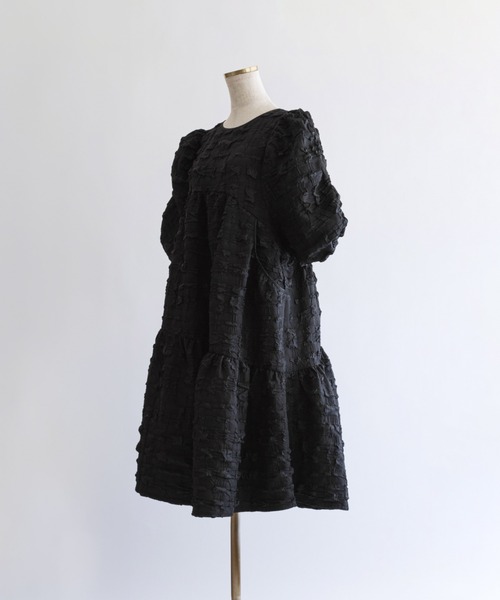EN NEUME（エンノイム）の「Jacquard Puffy Dress（ワンピース・レディース・アイボリー/ブラック・0/1）」の16枚目の写真