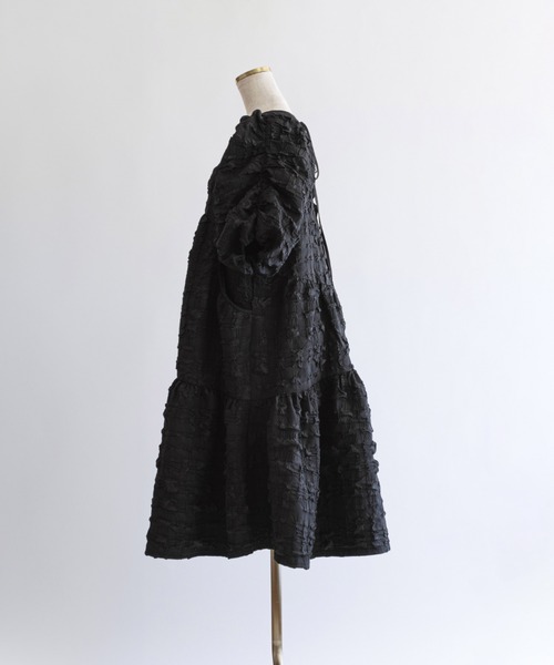 EN NEUME（エンノイム）の「Jacquard Puffy Dress（ワンピース・レディース・アイボリー/ブラック・0/1）」の17枚目の写真
