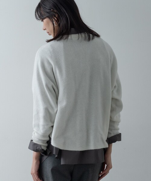 GALLEST（ギャレスト）の「【洗える】ヘアリーフォルムニット（ニット/セーター・レディース・ベージュ/ライトグレー系8/オフホワイト/グリーン系/ブラック/ピンク・34/38）」の18枚目の写真