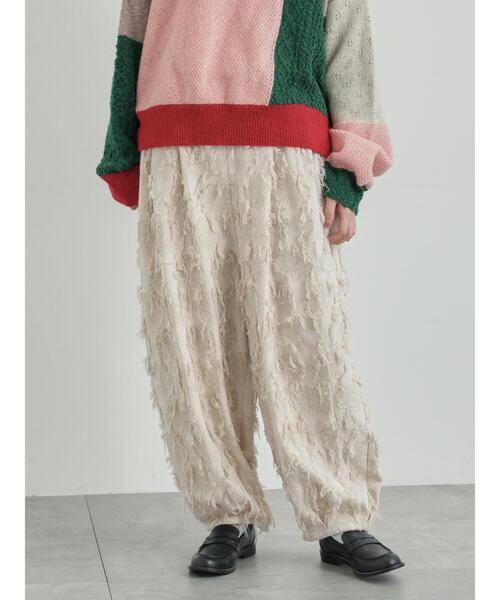 TSUHARU by Samansa Mos2（ツハルバイサマンサモスモス）の「フラワー柄カットジャカードパンツ（その他パンツ・レディース・ベージュ/ブラック・F）」の13枚目の写真