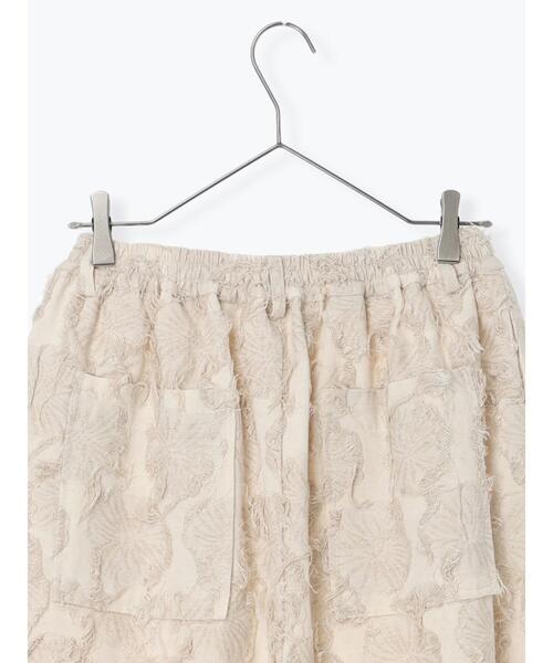 TSUHARU by Samansa Mos2（ツハルバイサマンサモスモス）の「フラワー柄カットジャカードパンツ（その他パンツ・レディース・ベージュ/ブラック・F）」の20枚目の写真