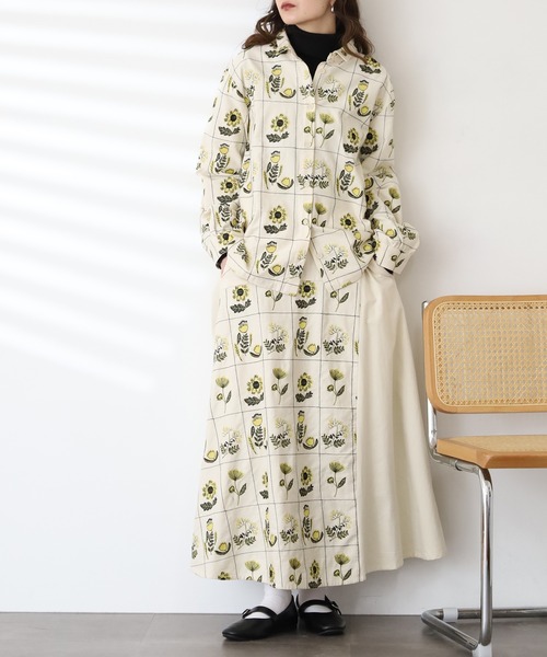 Emago(イマゴ)の「EMAGO お花とライン刺繍スカート(スカート・レディース・アイボリー/ネイビー・FREE)」の12枚目の写真