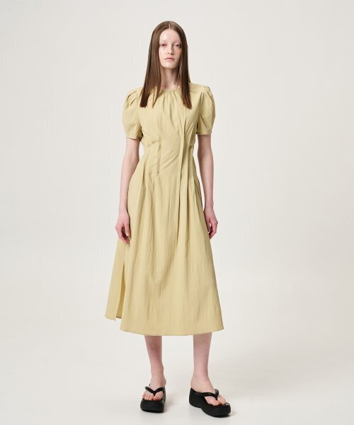 ETMON(エトモン)の「Waist Pintuck Dress, Olive Yellow(ワンピース・レディース・その他・X-SMALL)」の1枚目の写真