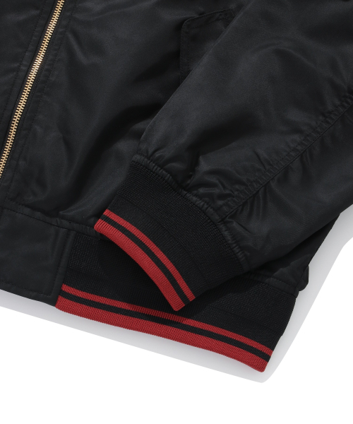 COVERNAT（カバーナット）の「レトロ MA-1 ジャケット ブラック（ブルゾン・レディース・その他・LARGE/MEDIUM/X-LARGE）」の4枚目の写真