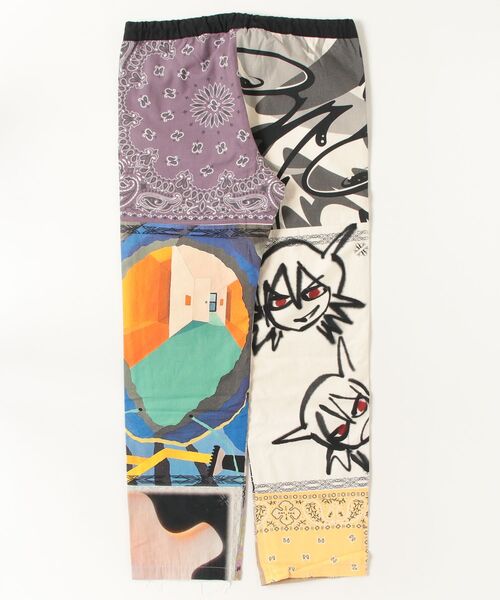ONE DAY KMC （ワンデイケーエムシー）の「Children of the discordance / ×YAGI BANDANA PATCHWORK PANTS / COTDPT-009（チノパンツ・メンズ・レッド/その他・1/2）」の3枚目の写真