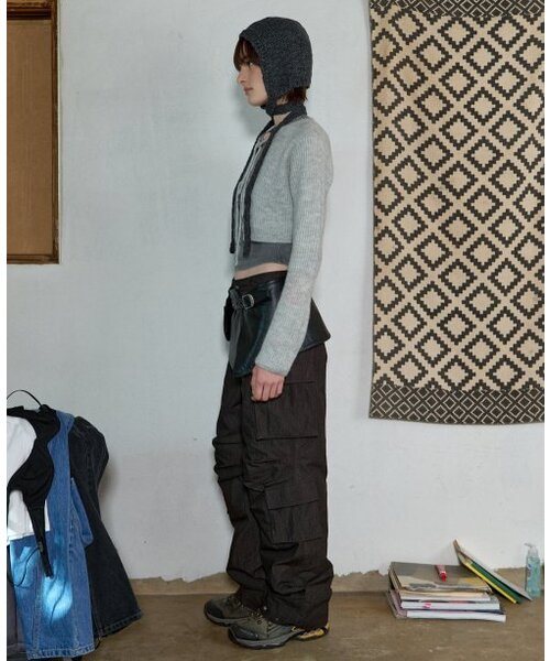 AOPT(アオプト)の「STRAP CROPPED CARDIGAN - LIGHT GRAY(カーディガン/ボレロ・レディース・その他・SMALL/MEDIUM)」の3枚目の写真