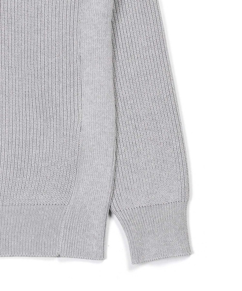 The DUFFER of ST.GEORGE(ザダファーオブセントジョージ)の「WASHABLE MOCK NECK KNIT:自宅で洗える ウォッシャブル ワンポイント モックネックニット(ニット/セーター・メンズ・ネイビー/スミクロ/グレー・LARGE/MEDIUM/SMALL/X-LARGE)」の12枚目の写真