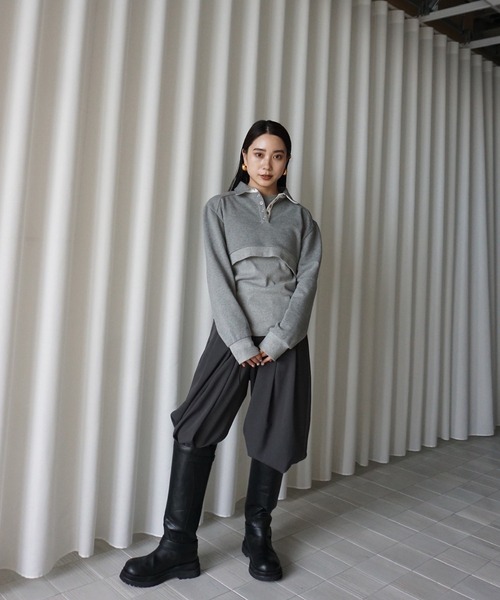 Ameri（アメリ）の「UND BOX SHOULDER CUT TOP（Tシャツ/カットソー